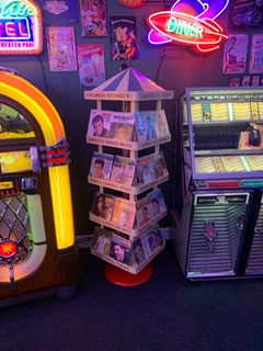 singles jukebox te koop olies saloon Singles jukebox te koop oldiessaloon