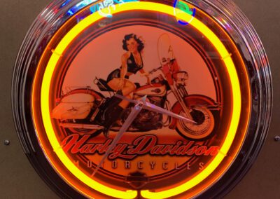 neon klok harley davidson oldies saloon