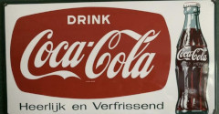 jaren 60 emaille coca cola reclamebord emmailerie belge oldiessaloon