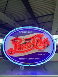 Neon verlichting Pepsi Cola Oldies Saloon