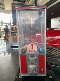 speelgoedautomaat oldies saloon